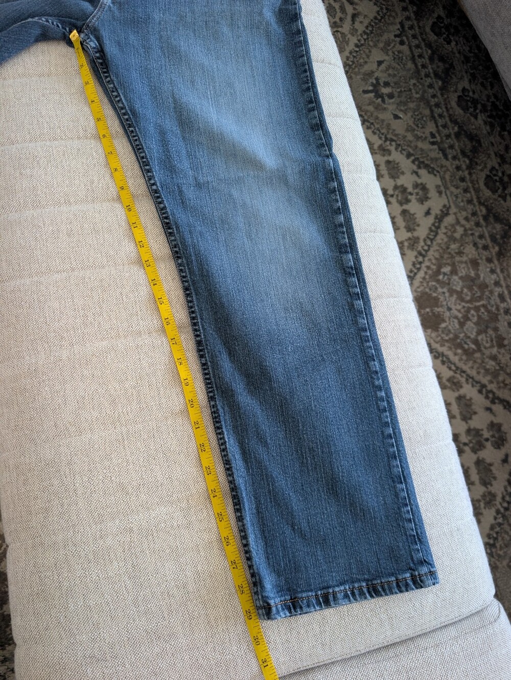 Men's Wrangler Blue Denim Jeans Regular Fit Flex - Picture 6 of 9